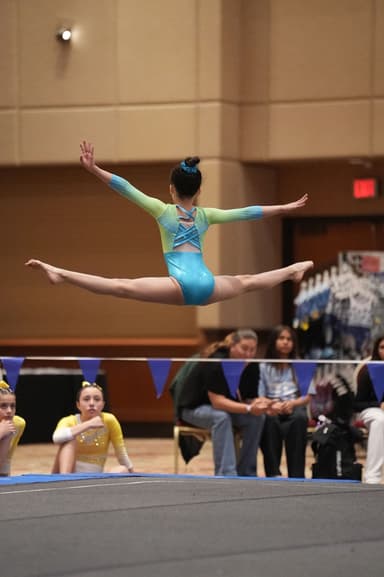 Laura Cutina Gymnastics