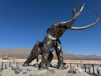 Monumental Mammoth