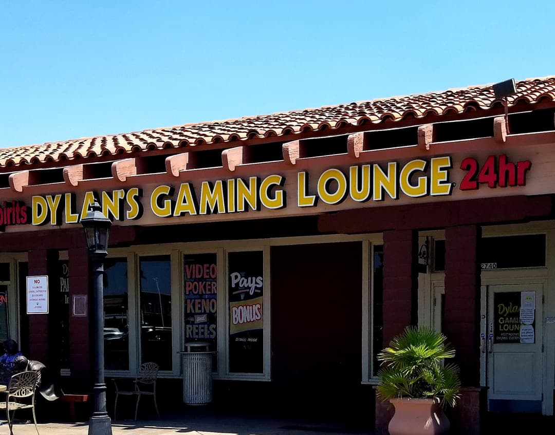 Dylan's Gaming Lounge, arcades in Henderson