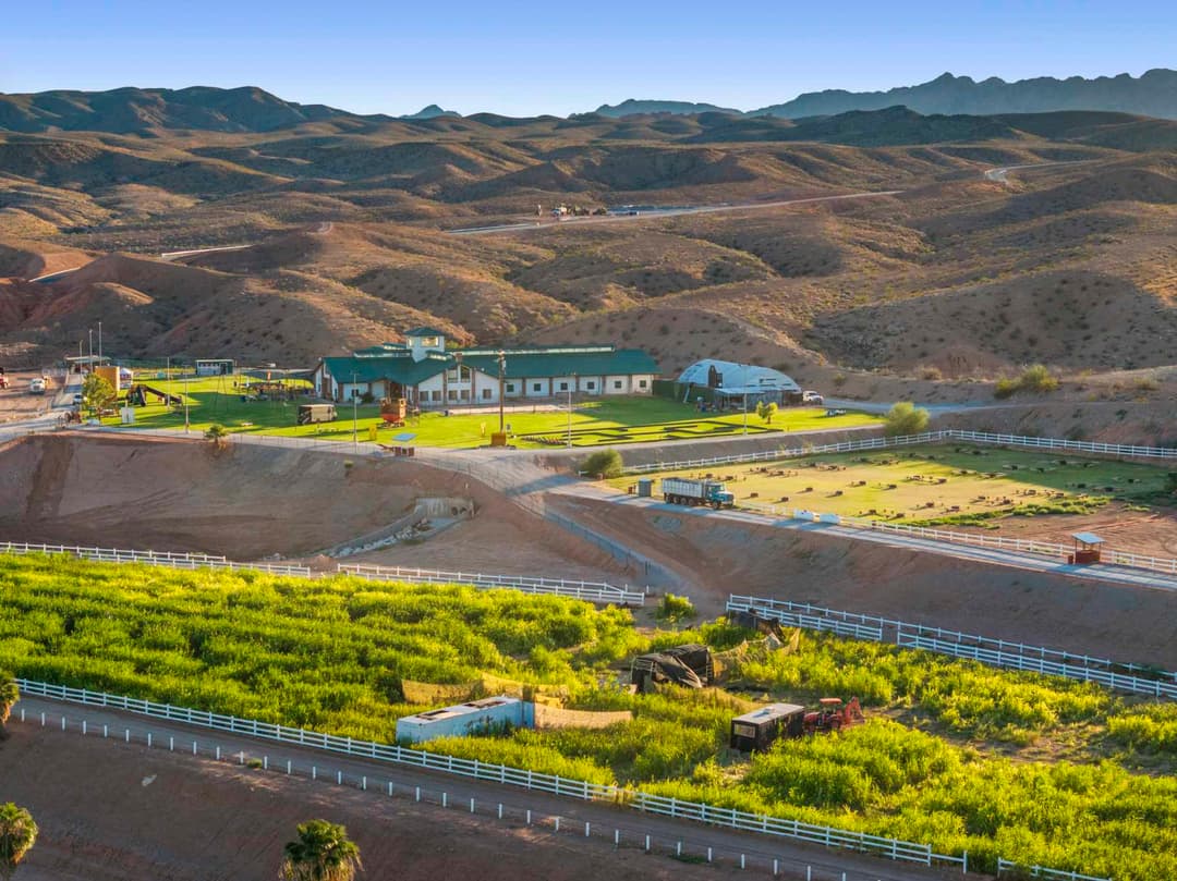 Moapa Valley Corn Maze, corn mazes in Logandale